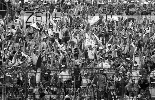 Stuttgart, 25 Mei 1988 PSV-Benfica, eindstand 0-0 Finale EC I ( voorloper van de Champions League ) en winnaar door strafschoppen na verlenging.
PSV Supporters
Foto Peter Smulders BV