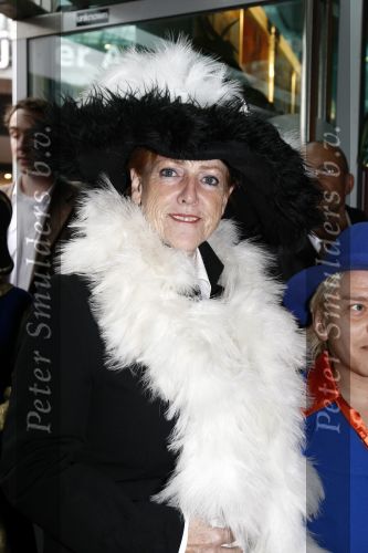 Amsterdam 5 oktober 2008
Premiere Sinterklaas en het geheim van het grote boek in pathe arena. Pamela Teves
Peter Smulders bv