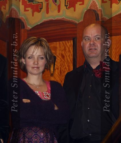 Amstedam 8 december 2008
Prmiere film Wit licht in Tuschinski. Paul de Leeuw en Yvon Jaspers met man
Peter Smulders bv