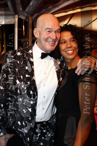 Amstedam 8 december 2008
Prmiere film Wit licht in Tuschinski. Peter Faber met zijn vrouw
Peter Smulders bv