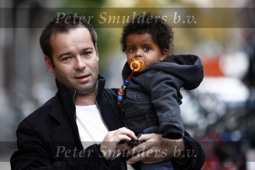 Amsterdam 22 oktober 2008
Peter v d Vorst met zijn zoontje.
Peter Smulders bv