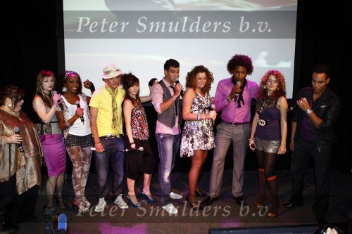 Amsterdam 29 oktober 2008
Finalisten van het sbs6 programma popstars bij escape. Nathalie Rebecca Steffie Ruben Brandi Sidney Floor Deon Naomi en Norman
Peter Smulders bv