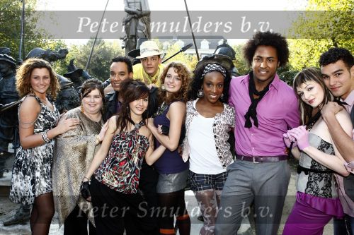 Amsterdam 29 oktober 2008
Finalisten van het sbs6 programma popstars bij escape. Nathalie Rebecca Steffie Ruben Brandi Sidney Floor Deon Naomi en Norman
Peter Smulders bv