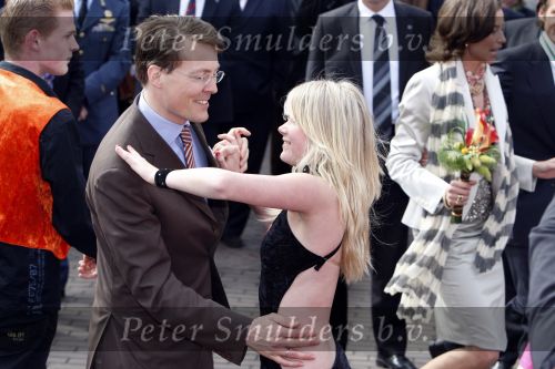 Makkum en Franeker30 april 2008
Koninginnedag 2008 met Koningin Beatrix Prins Willem Alexander Friso Constantijn Maurits Floris Pieter Christiaan Pieter v Vollenhoven en de prinsessen Maxima Laurentien Mabel Aimee Anita Margriet en Marilene.
Peter Smulders bv