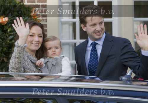 Apeldoorn 2 November 2008 Op paleis het Loo is vandaag de jongste zoon van Prins Bernhard en Prinses Annette gedoopt 
Op de foto Prins Floris en Prinses Aimee en dochter Prinses Magali