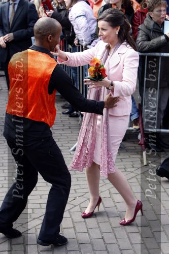 Makkum en Franeker30 april 2008
Koninginnedag 2008 met Koningin Beatrix Prins Willem Alexander Friso Constantijn Maurits Floris Pieter Christiaan Pieter v Vollenhoven en de prinsessen Maxima Laurentien Mabel Aimee Anita Margriet en Marilene.
Peter Smulders bv