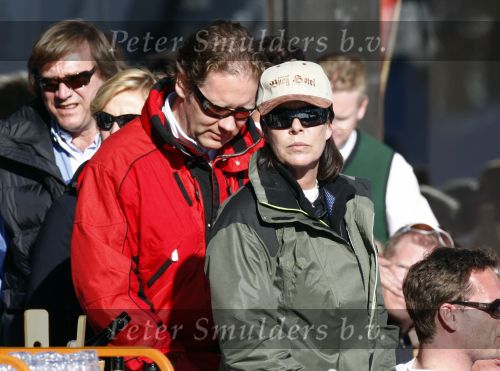 Lech 26 februari 2008
Prinses Caroline v Monaco en Prins Ernst v Hannover op skivakantie in lech.  Ze steken allebei een sigaret op.
Peter Smulders bv