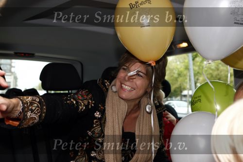 Amsterdam 4 oktober 2008
Prinses Laurentien met Prinses Eloise Prins Claus Cazimir en prinses Leonore bij premiere grote Terra in de Meervaart.
Peter Smulders bv