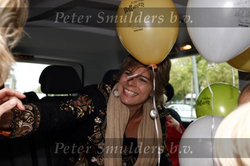 Amsterdam 4 oktober 2008
Prinses Laurentien met Prinses Eloise Prins Claus Cazimir en prinses Leonore bij premiere grote Terra in de Meervaart.
Peter Smulders bv
