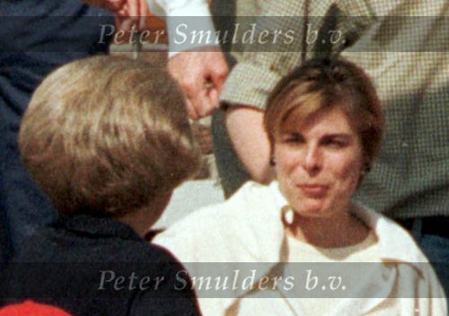 Prins constatijn met zijn vriendin op bezoek bij Koningin Beatrix
10 mei 1998



PETER SMULDERS BV