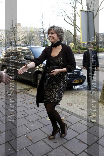 Amsterdam 25 november 2008
Prinses Laurentien ontvangt uit handen van Willem Nijholt het eerste exemplaar van het boek van Winnie de Pooh in artis.
Dieuwertje Blok presenteert het programma.
Peter Smulders bv