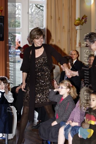 Amsterdam 25 november 2008
Prinses Laurentien ontvangt uit handen van Willem Nijholt het eerste exemplaar van het boek van Winnie de Pooh in artis.
Dieuwertje Blok presenteert het programma.
Peter Smulders bv