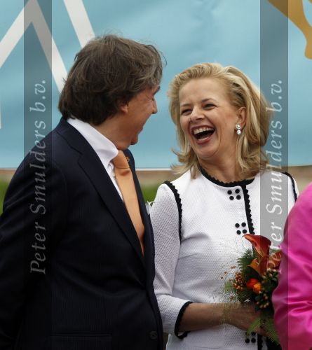 Makkum en Franeker30 april 2008
Koninginnedag 2008 met Koningin Beatrix Prins Willem Alexander Friso Constantijn Maurits Floris Pieter Christiaan Pieter v Vollenhoven en de prinsessen Maxima Laurentien Mabel Aimee Anita Margriet en Marilene.
Peter Smulders bv