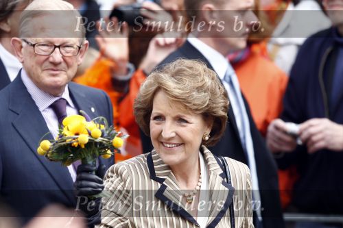 Makkum en Franeker30 april 2008
Koninginnedag 2008 met Koningin Beatrix Prins Willem Alexander Friso Constantijn Maurits Floris Pieter Christiaan Pieter v Vollenhoven en de prinsessen Maxima Laurentien Mabel Aimee Anita Margriet en Marilene.
Peter Smulders bv