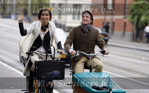 Amsterdam 3 november 2007
Prins Maurits en Prinses Marilene bij La Luz voor Make a Different day. Ze kwamen met de bakfiets.