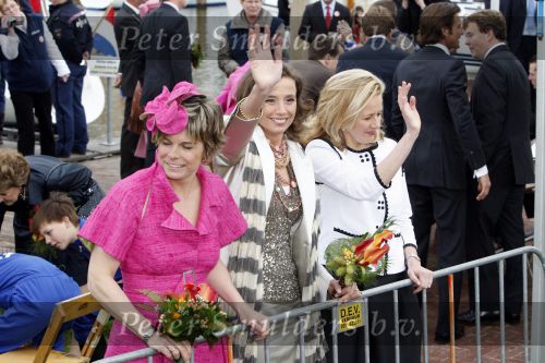 Makkum en Franeker30 april 2008
Koninginnedag 2008 met Koningin Beatrix Prins Willem Alexander Friso Constantijn Maurits Floris Pieter Christiaan Pieter v Vollenhoven en de prinsessen Maxima Laurentien Mabel Aimee Anita Margriet en Marilene.
Peter Smulders bv