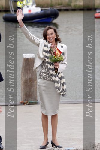 Makkum en Franeker30 april 2008
Koninginnedag 2008 met Koningin Beatrix Prins Willem Alexander Friso Constantijn Maurits Floris Pieter Christiaan Pieter v Vollenhoven en de prinsessen Maxima Laurentien Mabel Aimee Anita Margriet en Marilene.
Peter Smulders bv