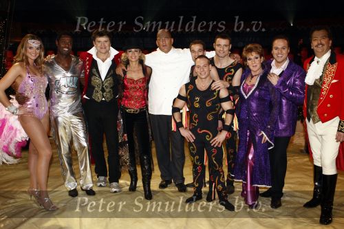 Den Bosch 19 november 2008
Kerstcircus rtl gepresenterd door Wendy v Dijk en Beau v Erven Dorens. Lieke v Lexmond John Williams Mark huizinga yuri v gelder Ruben Houkes frans bauer en marianne weber
Peter Smulders bv