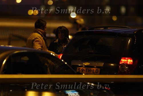 Schiphol 27 december 2008
Rachel Hazes betrapt met haar nieuwe italiaanse vriend Niccolo Armaroli terwijl ze hem heeft afgezet op Schiphol. 
Hij heeft de kerstdagen bij Rachel door gebracht.