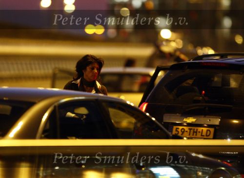 Schiphol 27 december 2008
Rachel Hazes betrapt met haar nieuwe italiaanse vriend Niccolo Armaroli terwijl ze hem heeft afgezet op Schiphol. 
Hij heeft de kerstdagen bij Rachel door gebracht.