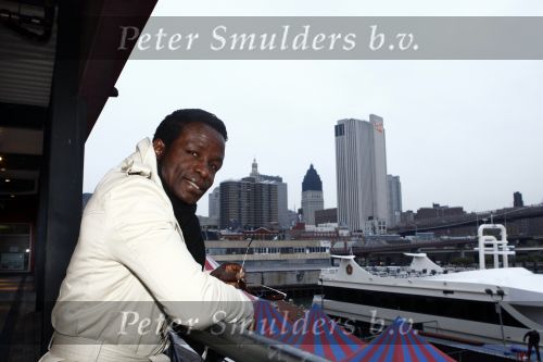 New York 3 november 2008
Regilio Tuur woont weer in New York.
Peter Smulders bv
