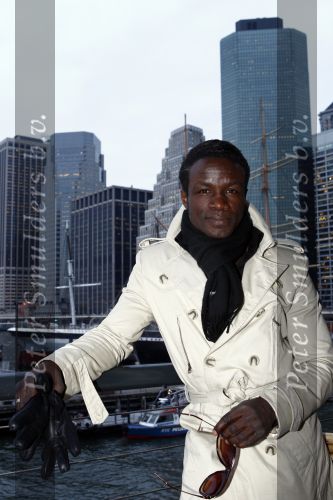 New York 3 november 2008
Regilio Tuur woont weer in New York.
Peter Smulders bv
