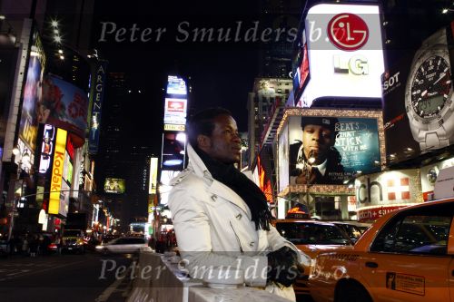 New York 3 november 2008
Regilio Tuur woont weer in New York.
Peter Smulders bv