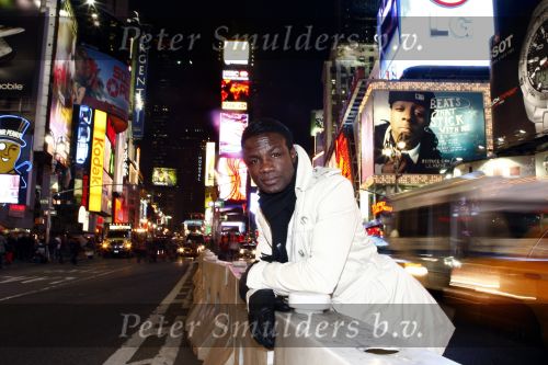 New York 3 november 2008
Regilio Tuur woont weer in New York.
Peter Smulders bv