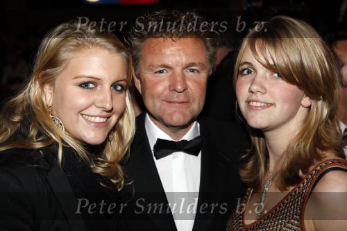 Amsterdam 7 oktober 2007
Premiere alles is liefde in Tuschinski.  Rene Mioch met dochters