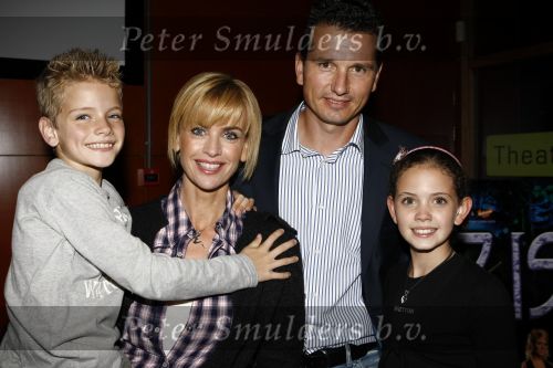 Amsterdam 6 oktober 2008
Richard Krajicek Daphne Deckers en Alec e Emma bij de premiere van anubis in de theaterfabriek.
Peter Smulders bv