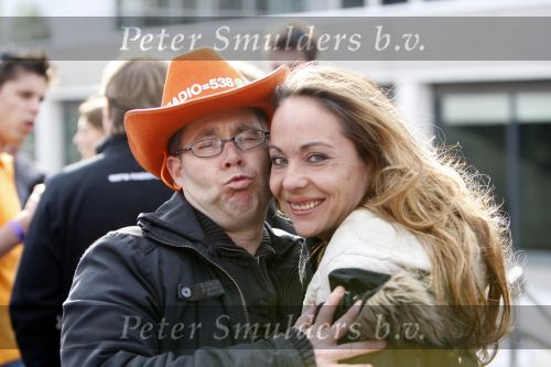 Amsterdam 30 april 2008
Radio 538 op het museumplein tijdens koninginnedag. Rick Romijn met vriendin
Peter Smulders bv