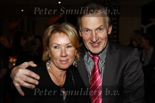 Zeist 27 december 2008
45 jarig artiesten jubileum van Ronnie Tober in he Fygi theater. Rini v d Lee met zijn vrouw
Peter Smulders bv