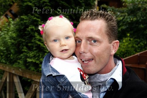 Wassenaar 9 juni 2008
Premiere Sittah in pretpark Duinrell.
Rob de Geus met zijn vrouw en zoontje