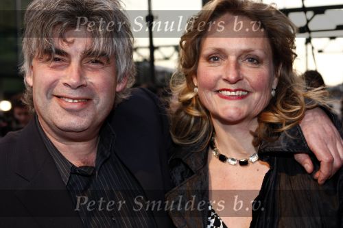 Amsterdam 14 april 2008
Premiere Dunya en Desie in de theaterfabriek. Rob Oudkerk met zijn vrouw