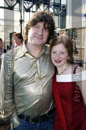 Amsterdam 6 oktober 2008
Premiere film huis Anubis in de theaterfabriek. Robbie Muntz met dochter
Peter Smulders bv
