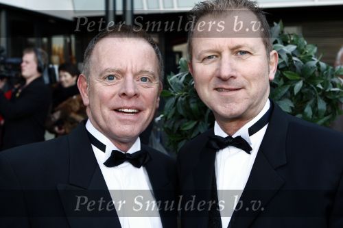 Zaandam 7 december 2008
Premiere op hoop van zegen. Robert Paul met partner
Peter Smulders bv