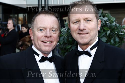 Zaandam 7 december 2008
Premiere op hoop van zegen. Robert Paul met partner
Peter Smulders bv