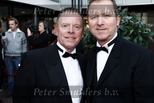 Zaandam 7 december 2008
Premiere op hoop van zegen. Robert Paul met partner
Peter Smulders bv