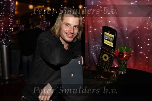 Amsterdam 3 december 2007
Presentatie nieuwe motorola telefoon in het holland casino. Robin Rienstra  
Peter Smulders  bv