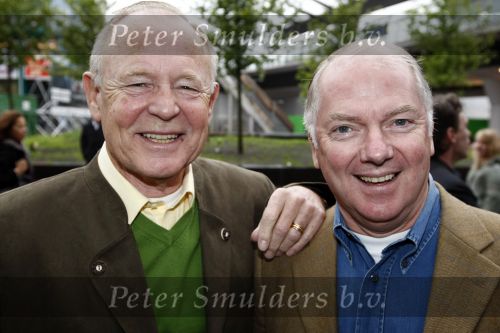 Amsterdam 5 oktober 2008
Premiere Sinterklaas en het geheim van het grote boek in pathe arena. Ronnie Tober en Jan Jochems
Peter Smulders bv