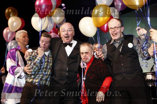 Zeist 27 december 2008
45 jarig artiesten jubileum van Ronnie Tober in he Fygi theater.
Peter Smulders bv