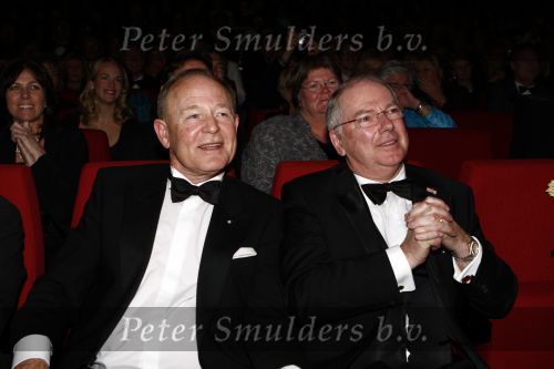 Zeist 27 december 2008
45 jarig artiesten jubileum van Ronnie Tober in he Fygi theater. Ronnie met Jan Jochems
Peter Smulders bv