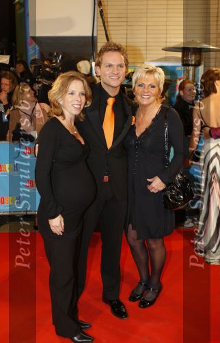 Utrecht, 12 December 2008
Premiere Musical Joseph
Roy v Iersel met partner en moeder
Foto Peter Smulders BV