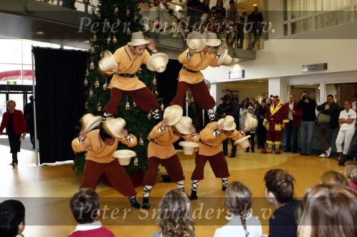Den Haag 19 december 2008
Het Russisch staatscircus treedt op in het Juliana kinderziekenhuis.
Peter Smulders bv