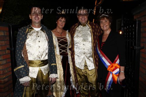 Amsterdam 21 december 2008
House warm party van Jan Smit en Yolanthe Cabau v Kasbergen. Iedereen is verkleed in kleding uit sprookjes. ruud Smit met vrouw en vrienden
Peter Smulders bv