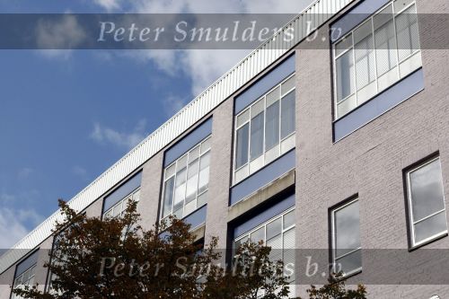 Amsterdam 8 oktober 2008
In dit gebouw heeft Ruud de Wild zijn atelier. Dit was het atelier van Karel Appel.
Peter Smulders bv