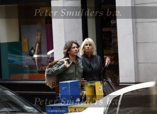 New York 1 november 2008
Sander Vahle met zijn vriendin Heleen Kolff aan het winkelen in Soho .
Peter Smulders bv