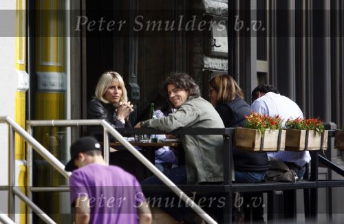 New York 1 november 2008
Sander Vahle met zijn vriendin Heleen Kolff aan het winkelen in Soho .
Peter Smulders bv
