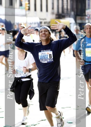 New York 2 november 2008
Sander Vahle tijdens de marathon van New York.
Peter Smulders bv
