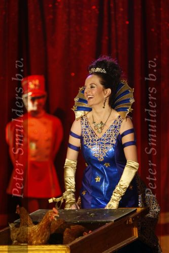 Den Bosch 19 november 2008
Kerstcircus rtl gepresenterd door Wendy v Dijk en Beau v Erven Dorens. Sanne Wallis de Vries
Peter Smulders bv